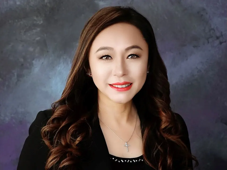 Eileen Wang