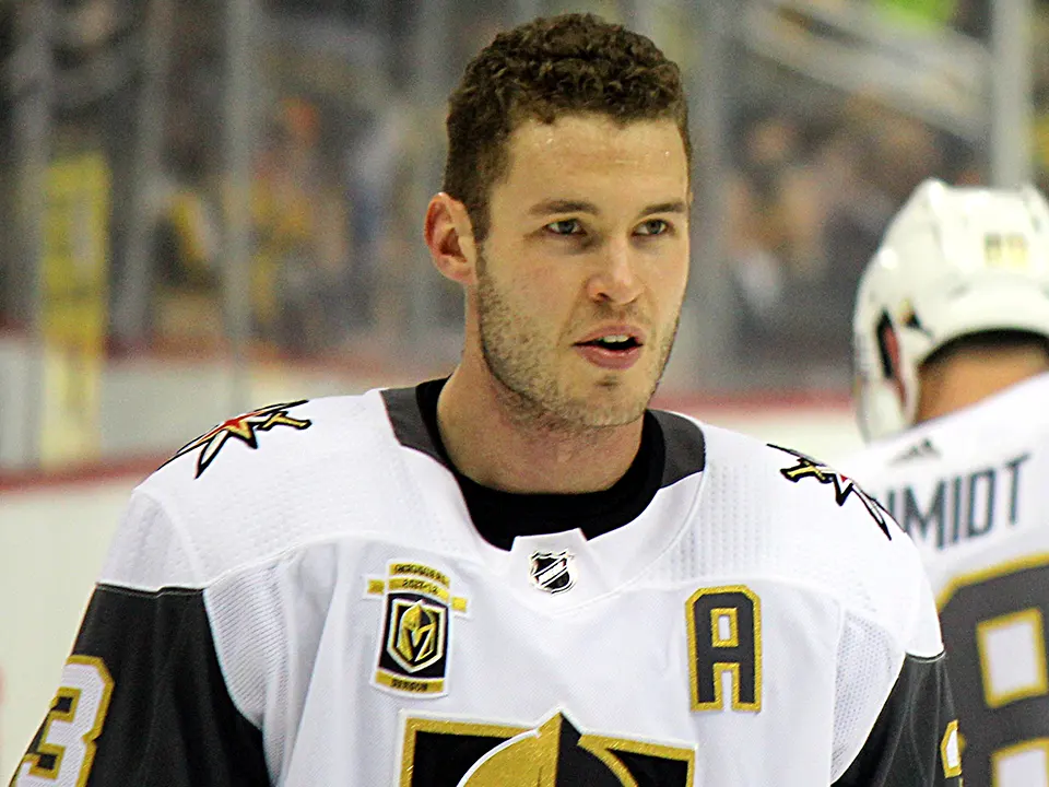 Brayden McNabb Biography - Ent Radar